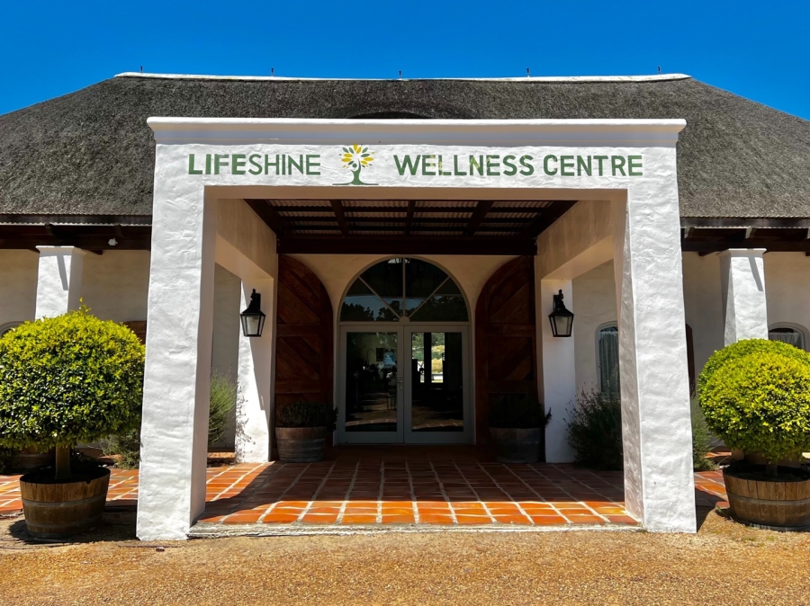 8 Bedroom Property for Sale in Raithby Western Cape